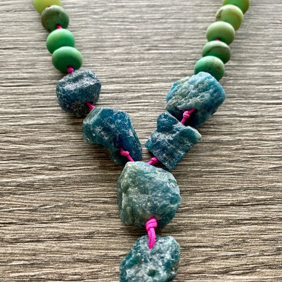 Hand knotted gemstone necklace.  42” - Picture 7 of 11
